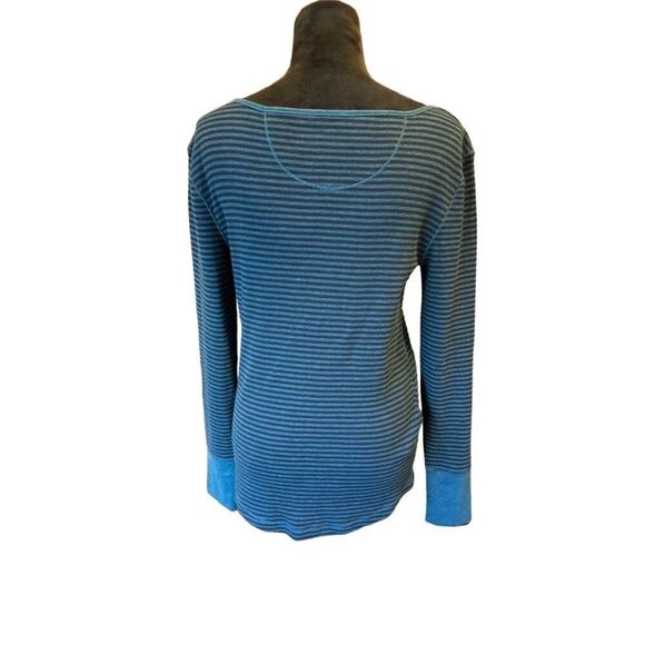 Eddie Bauer Women's Blue Striped Long Sleeve Button-Up Shirt Size M NWT - Picture 2 of 10